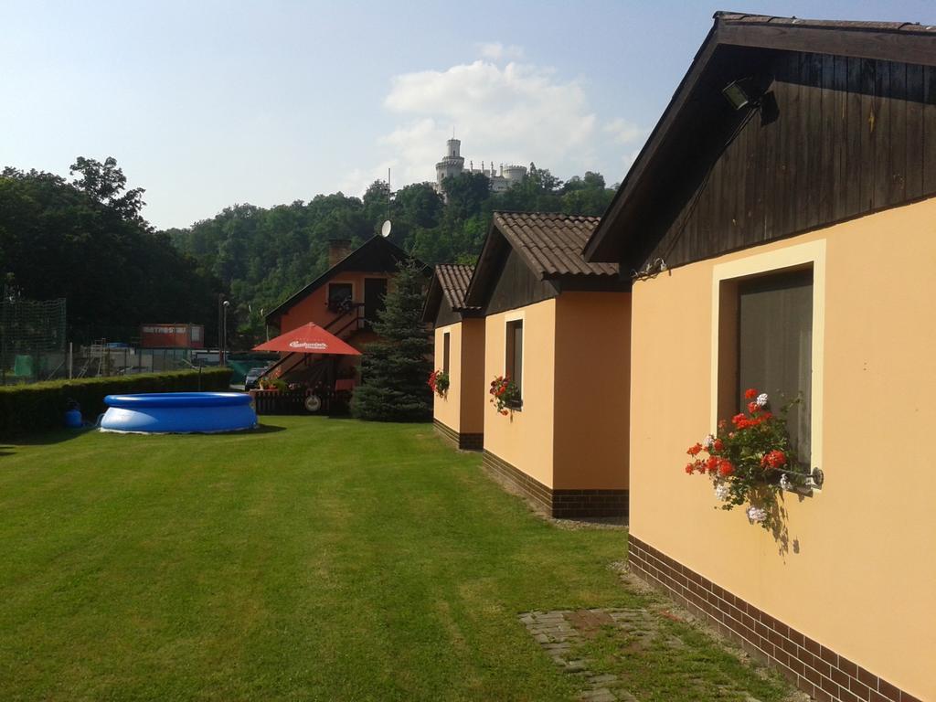 Sportcentrum Dvorak Hluboka nad Vltavou Ruang foto